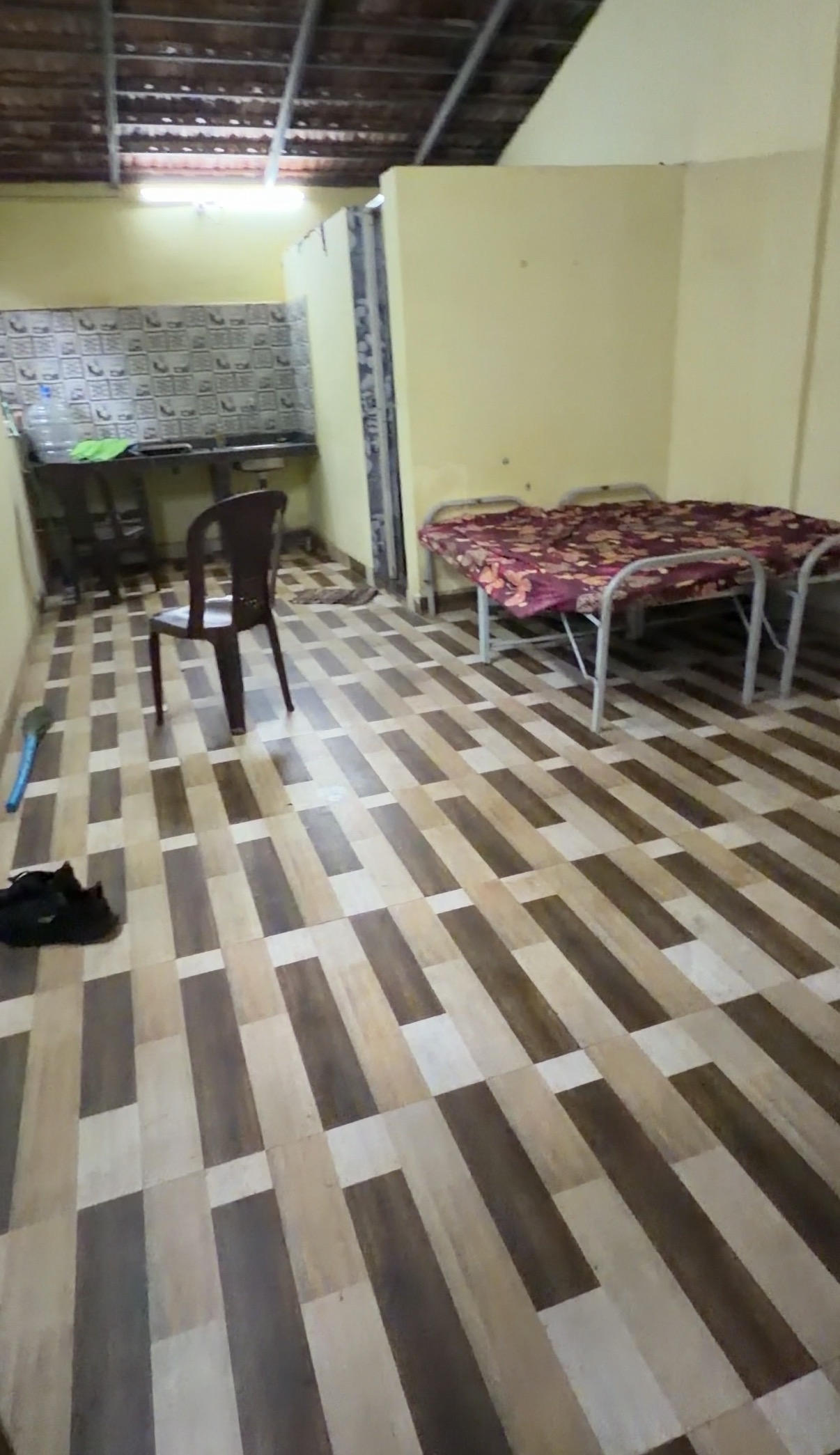Room for Rent at Chuchulim, Khapawada, Mapusa photo 2